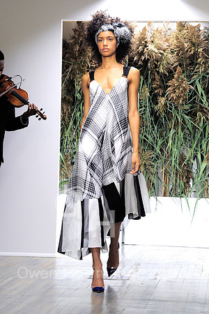 Kimora Lee Simmons SS17 Fashion Show and Presentation