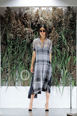Kimora Lee Simmons SS17 Fashion Show and Presentation
