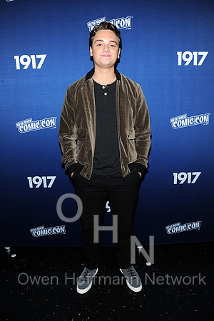 1917 Press Line at New York Comic Con for Universal Pictures and Amblin PartnersÕ 1917, the new epic from Oscar¨-winning filmmaker Sam Mendes