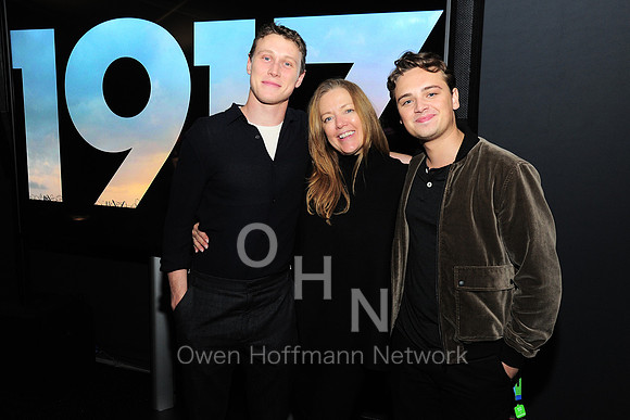 1917 Reception at New York Comic Con for Universal Pictures and Amblin Partnersâ€™ 1917, the new epic from OscarÂ®-winning filmmaker Sam Mendes