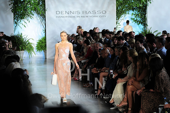 Dennis Basso Spring 2020 Fashion Show