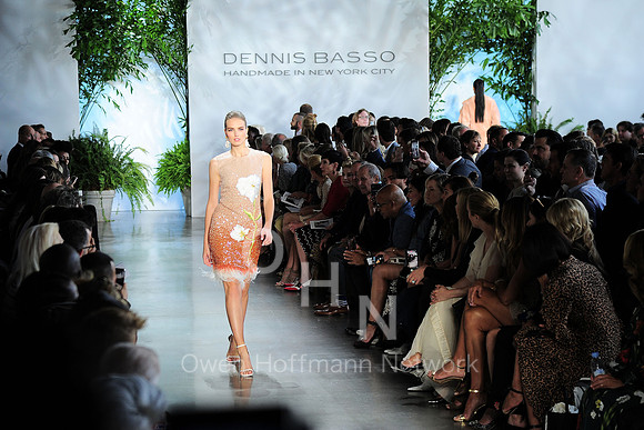 Dennis Basso Spring 2020 Fashion Show