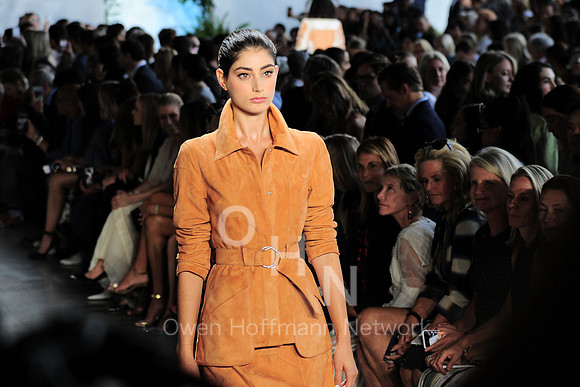 Dennis Basso Spring 2020 Fashion Show