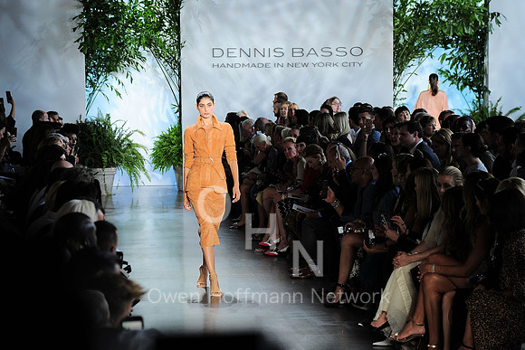 Dennis Basso Spring 2020 Fashion Show