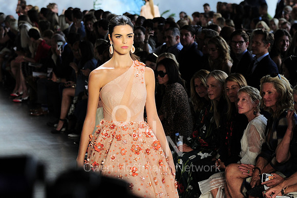 Dennis Basso Spring 2020 Fashion Show