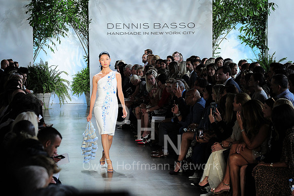 Dennis Basso Spring 2020 Fashion Show