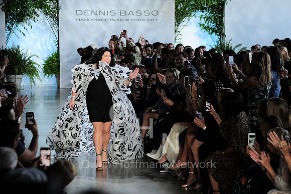 Dennis Basso Spring 2020 Fashion Show