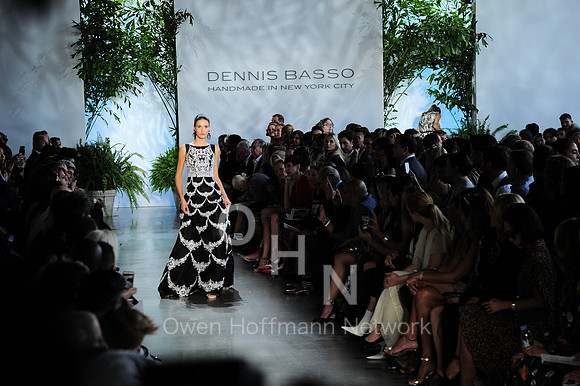 Dennis Basso Spring 2020 Fashion Show