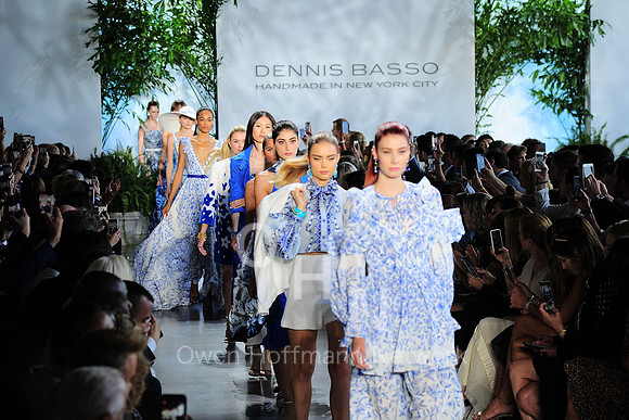 Dennis Basso Spring 2020 Fashion Show