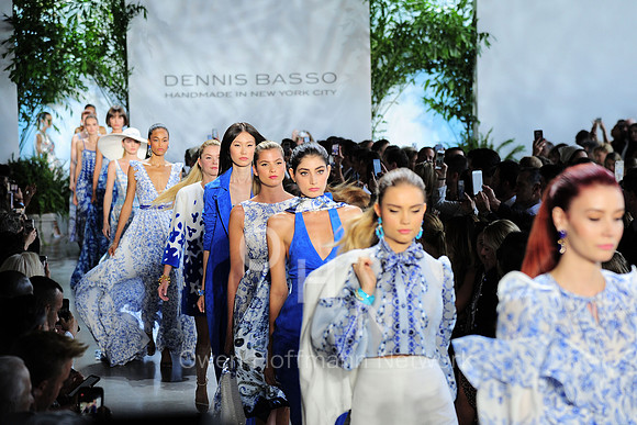 Dennis Basso Spring 2020 Fashion Show