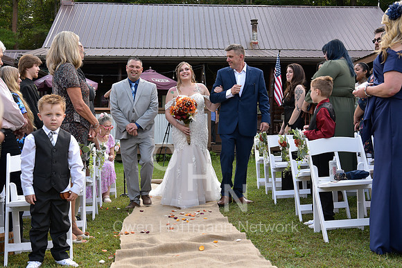 Kendra and Byron Tie the Knot
