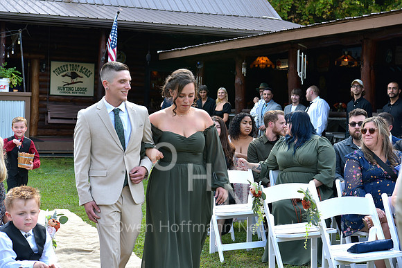 Kendra and Byron Tie the Knot