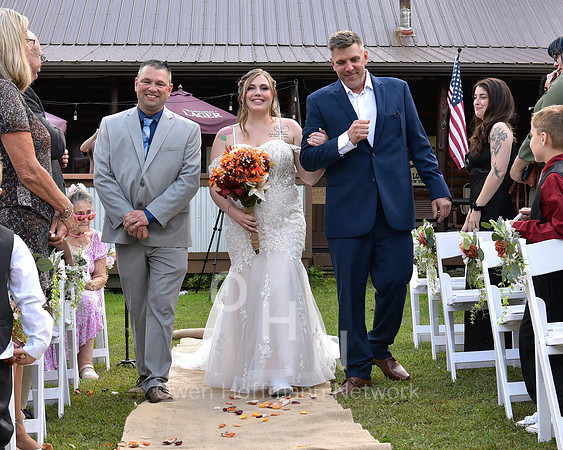 Kendra and Byron Tie the Knot